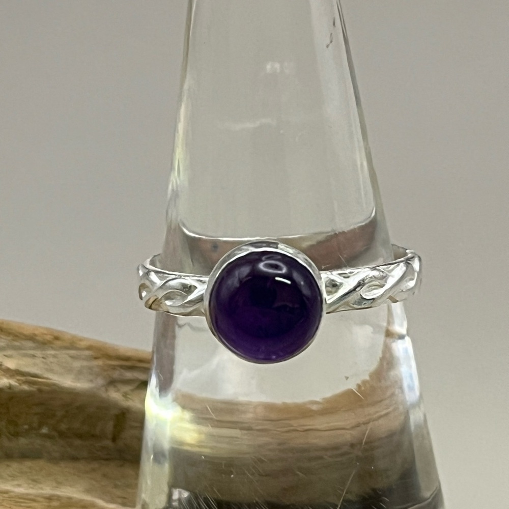Silver and Purple Amethyst Celtic Ring